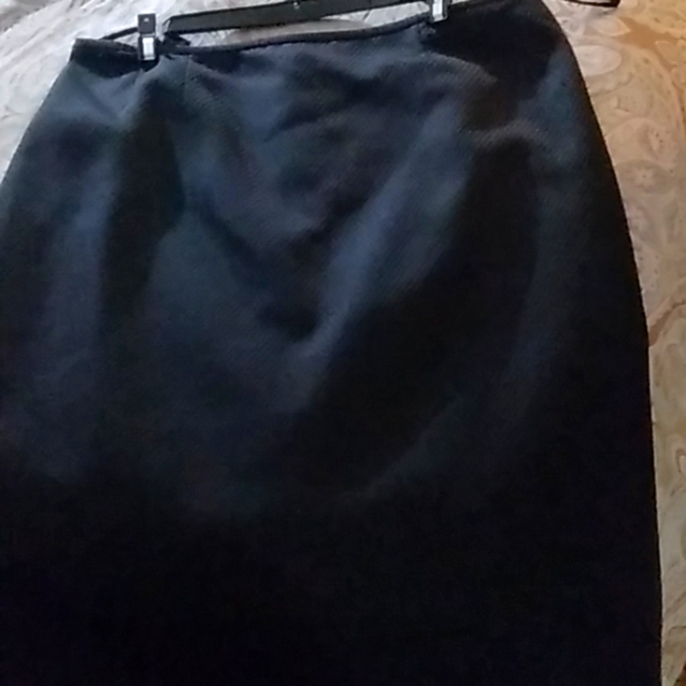 2 midi skirts